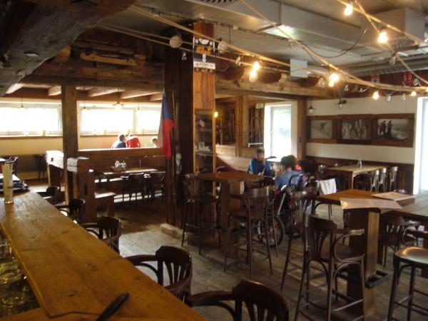 Bar lyžárna - interiér